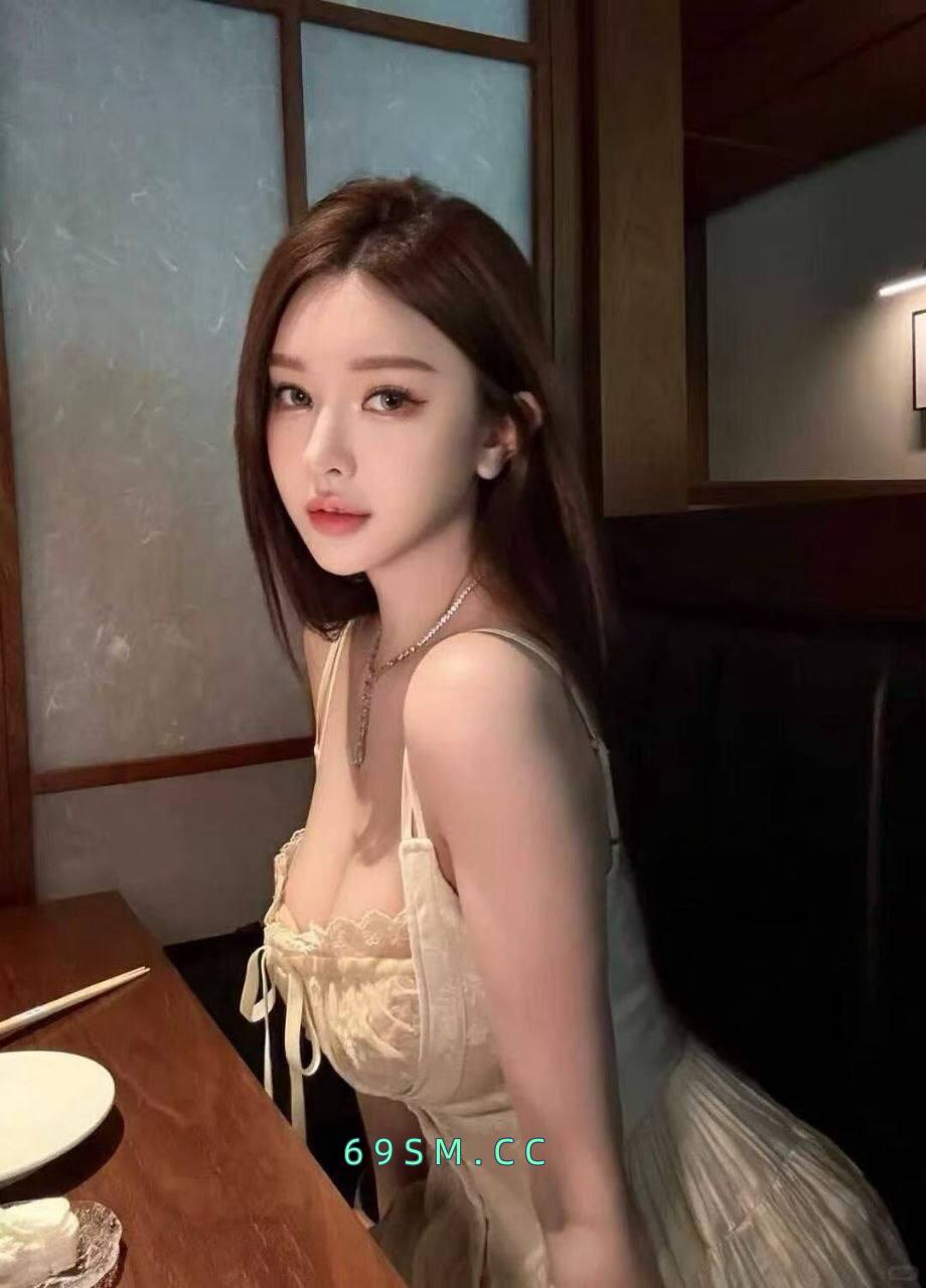 妩媚多姿灵动嫩妹
