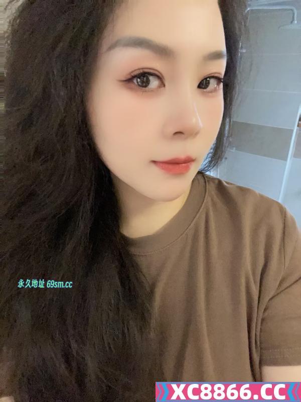 一线天少妇