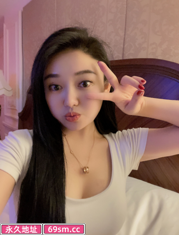 美女鹿兒