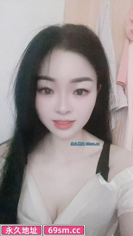 惠新西街白嫩妹子