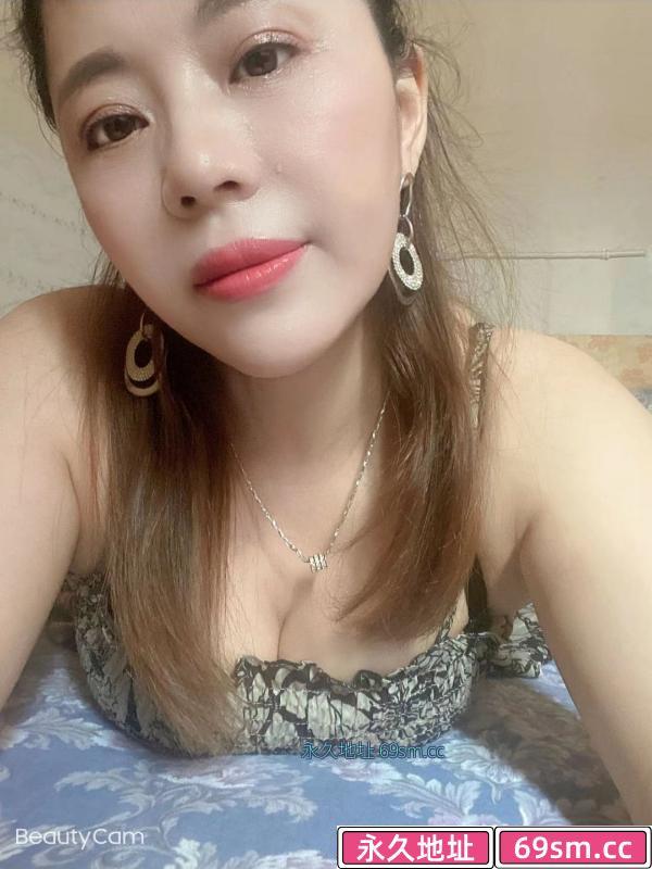 五华区大屁股少妇