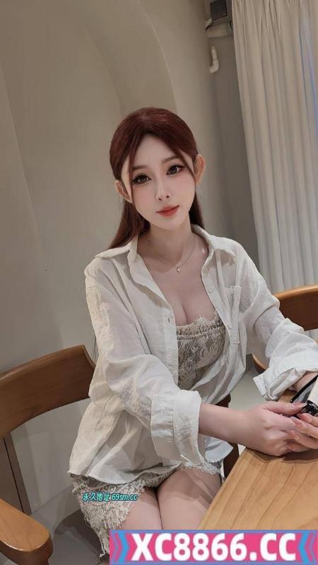 肤白貌美颜值女友