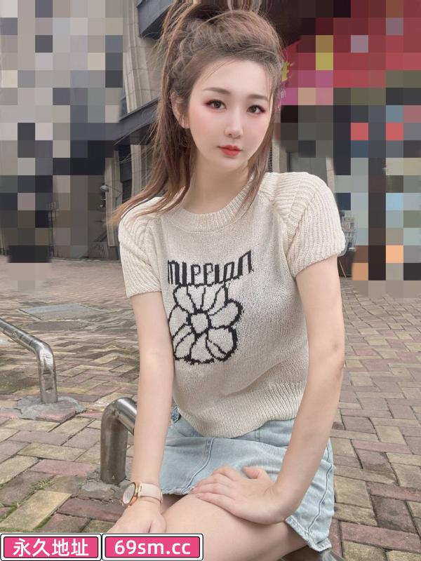身材颜值不错的妹子