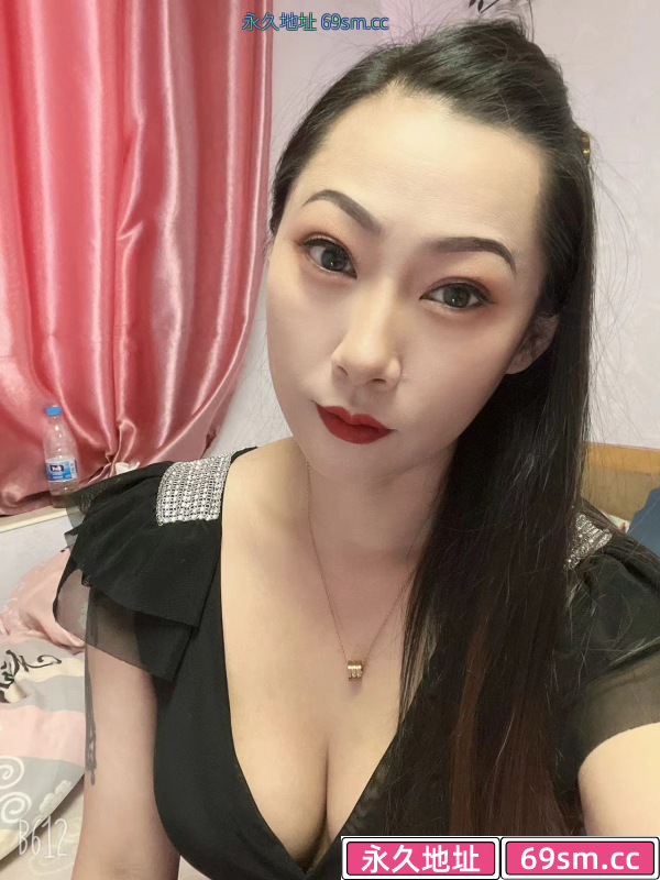 新区小姐姐