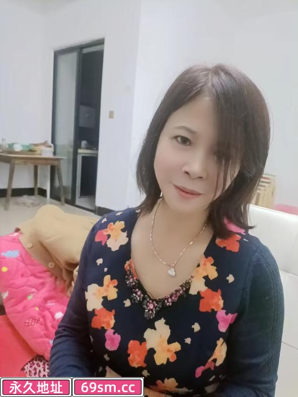 服务大胸熟妇