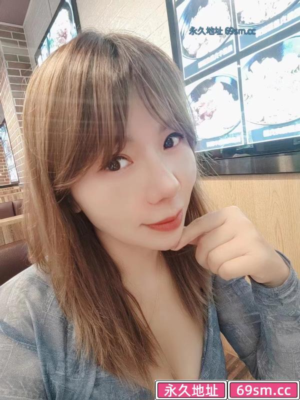 长舌少妇