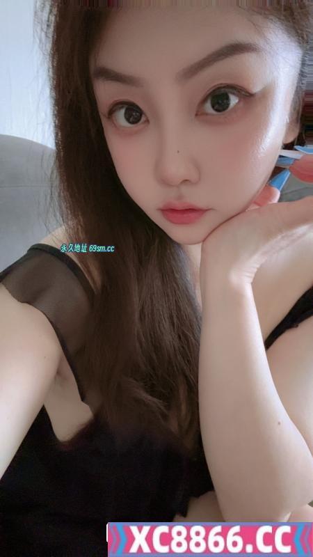 小穴紧紧的奶子大大的