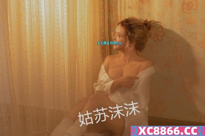 深喉巨乳骚妇