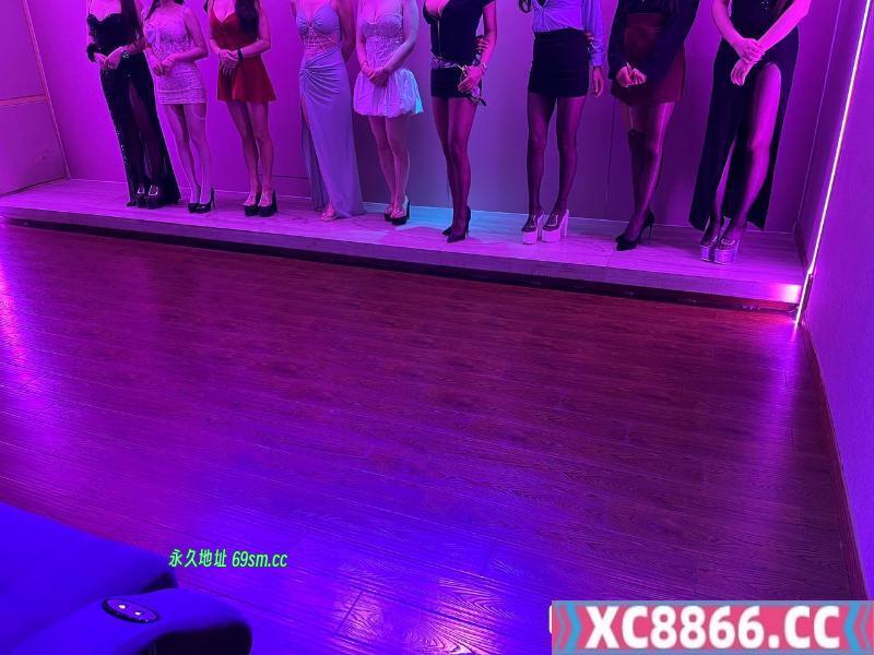 上海极品黑丝嫩妹海选