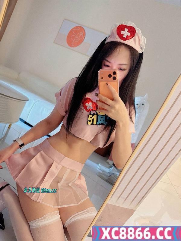 制服诱惑风骚御姐