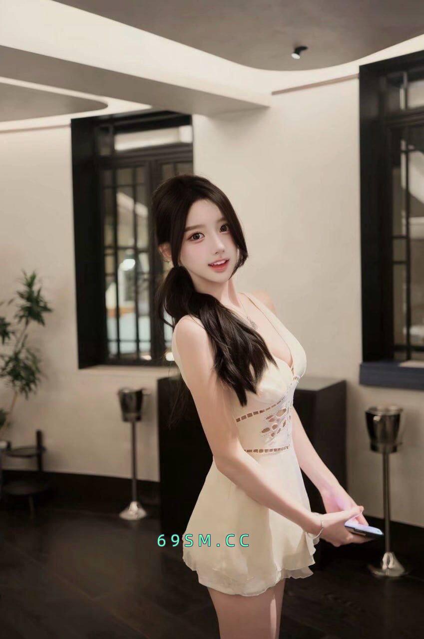 丰满健身00后小姐姐