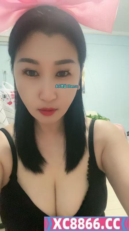 轻熟少妇身材好