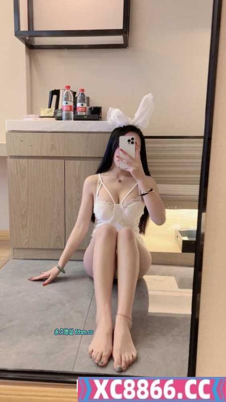 尤物小龙女