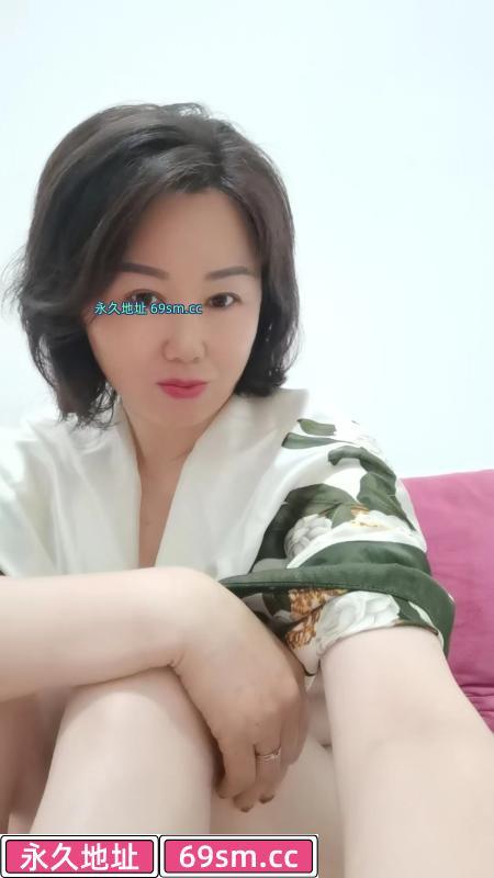 风韵犹存熟女