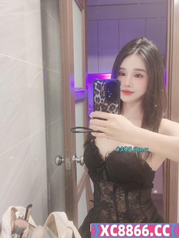 制服情趣小财迷