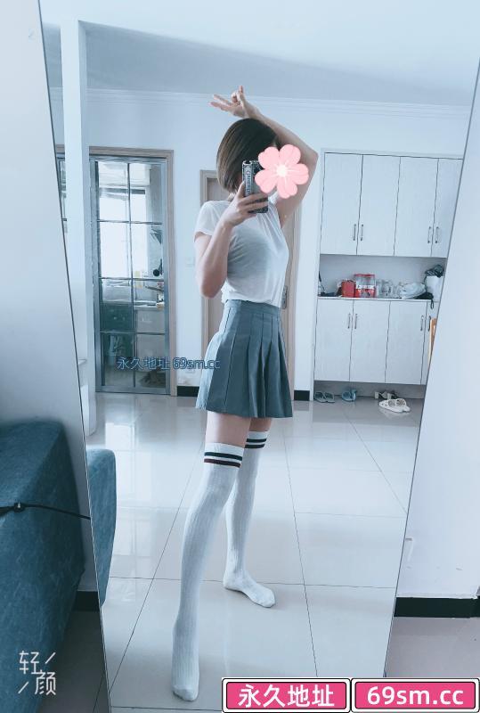 个高漂亮会舞蹈