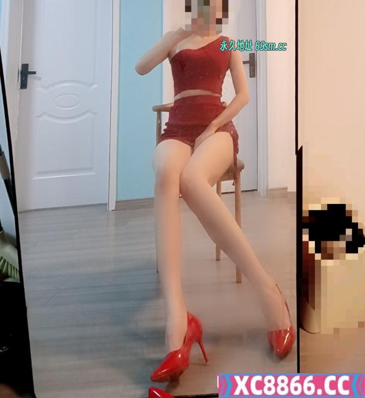 瑶海个人丝足大长腿