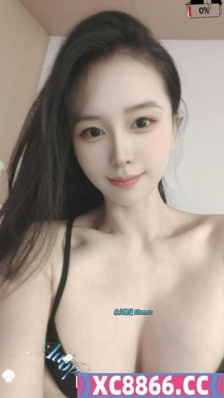 九头身大胸夏蝉