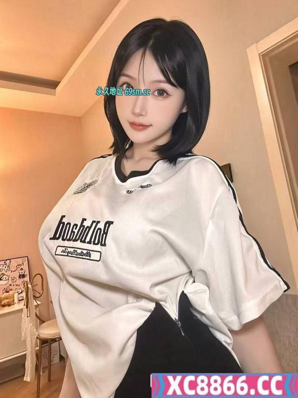 粉嫩大胸一线天UU