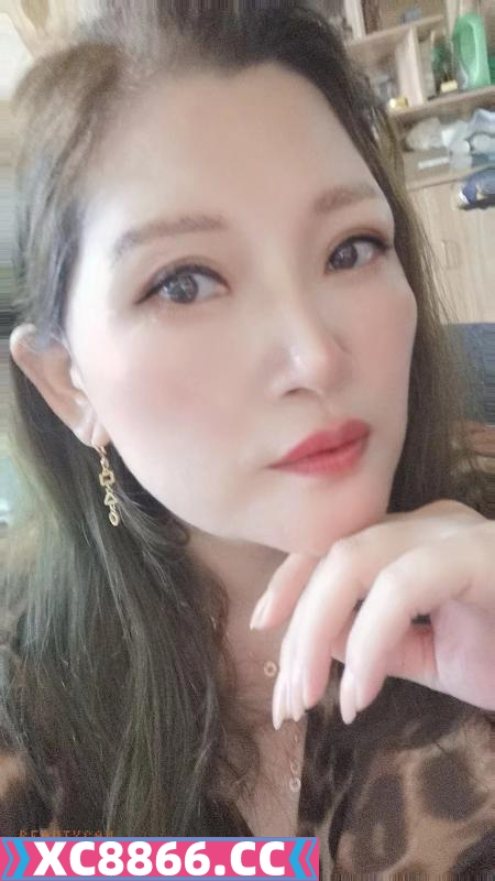 熟女口活相当哇塞
