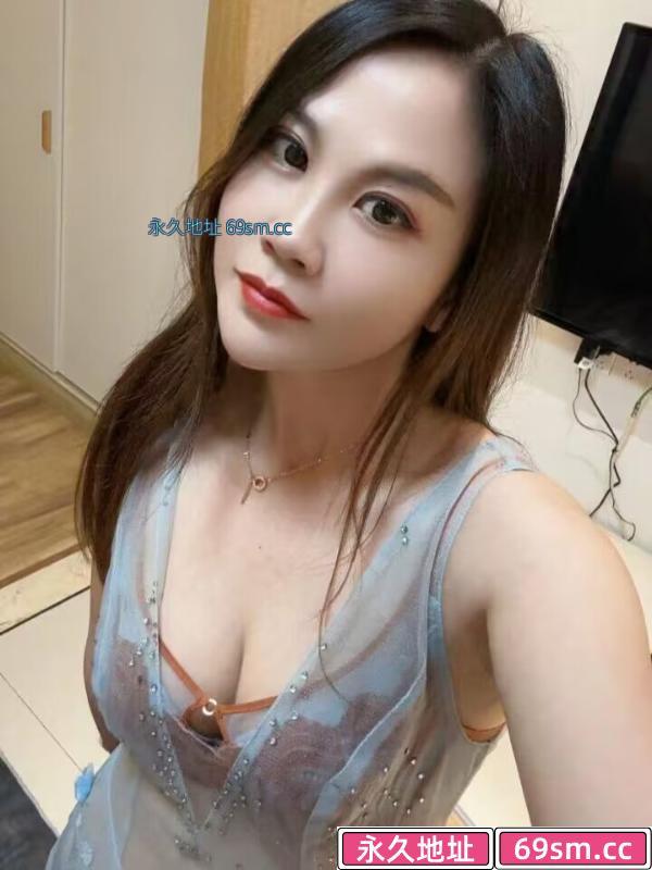 吴中居家四推小骚妇