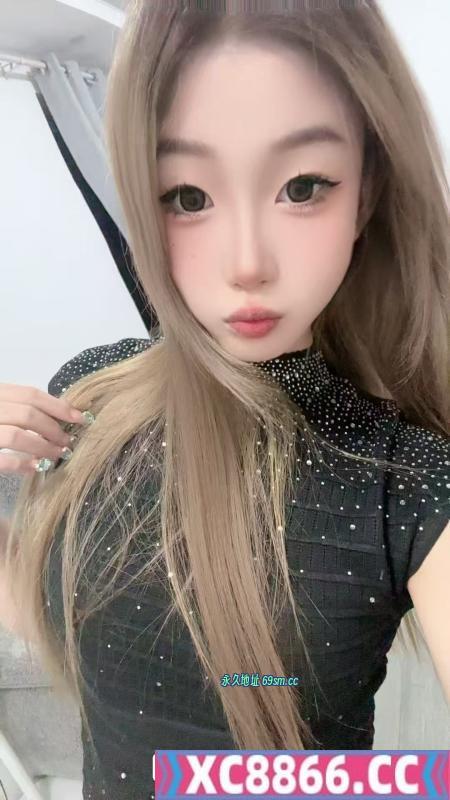 高颜值长腿气质嫩妹
