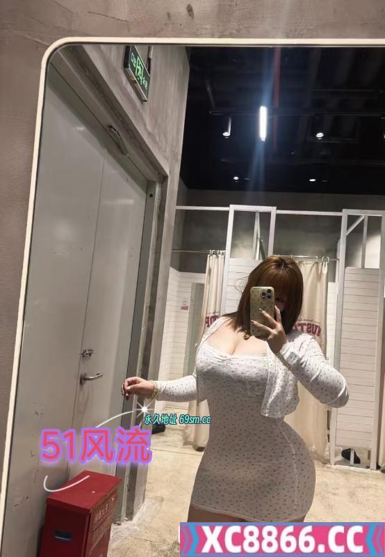 蜀山胸大屁股大bbw