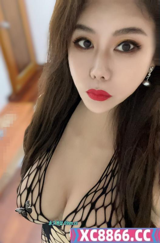 广州大肉弹翘臀妹子
