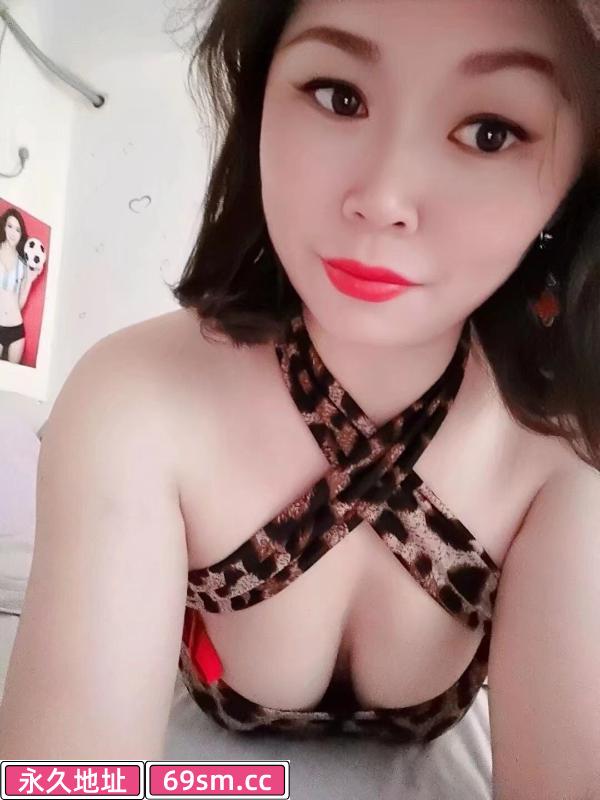 性价比熟女悦悦