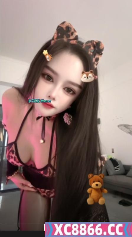 湿吻性感御姐