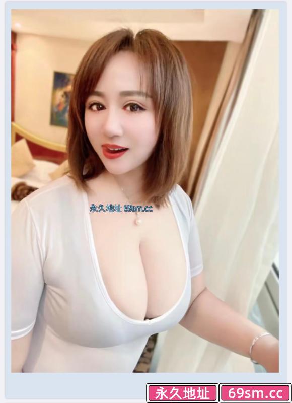 熟女双飞丰乳肥臀