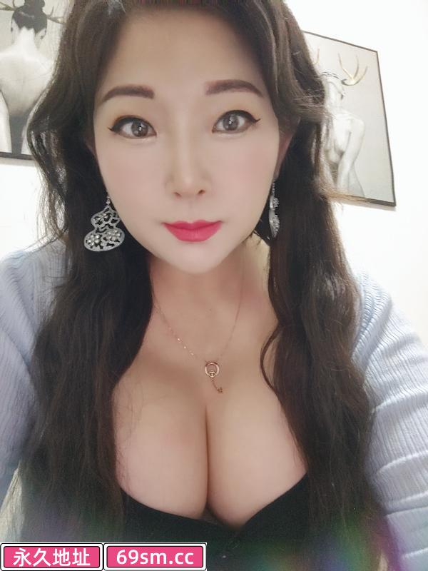 巨乳环保少妇