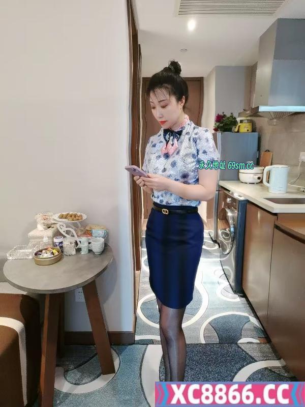 大屁股熟妇姐姐