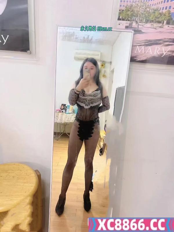 光谷美妇可三通
