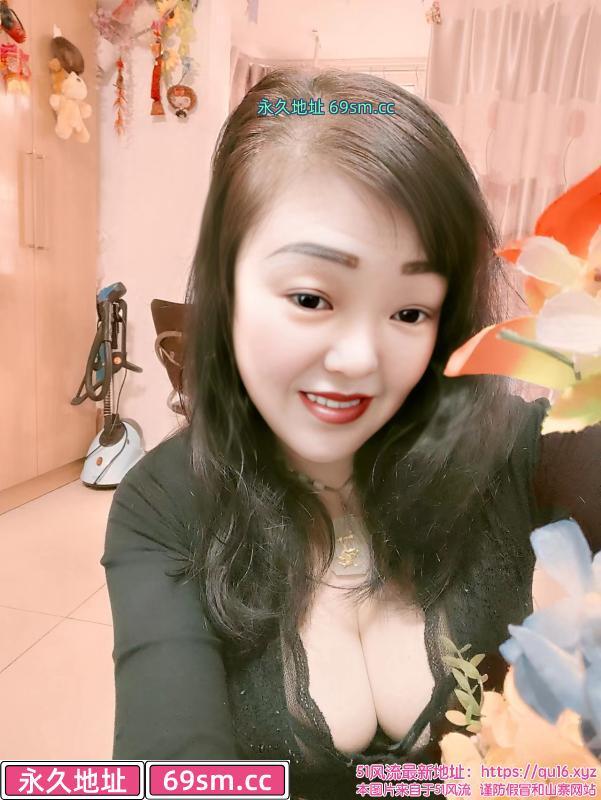 沙区大胸淑女
