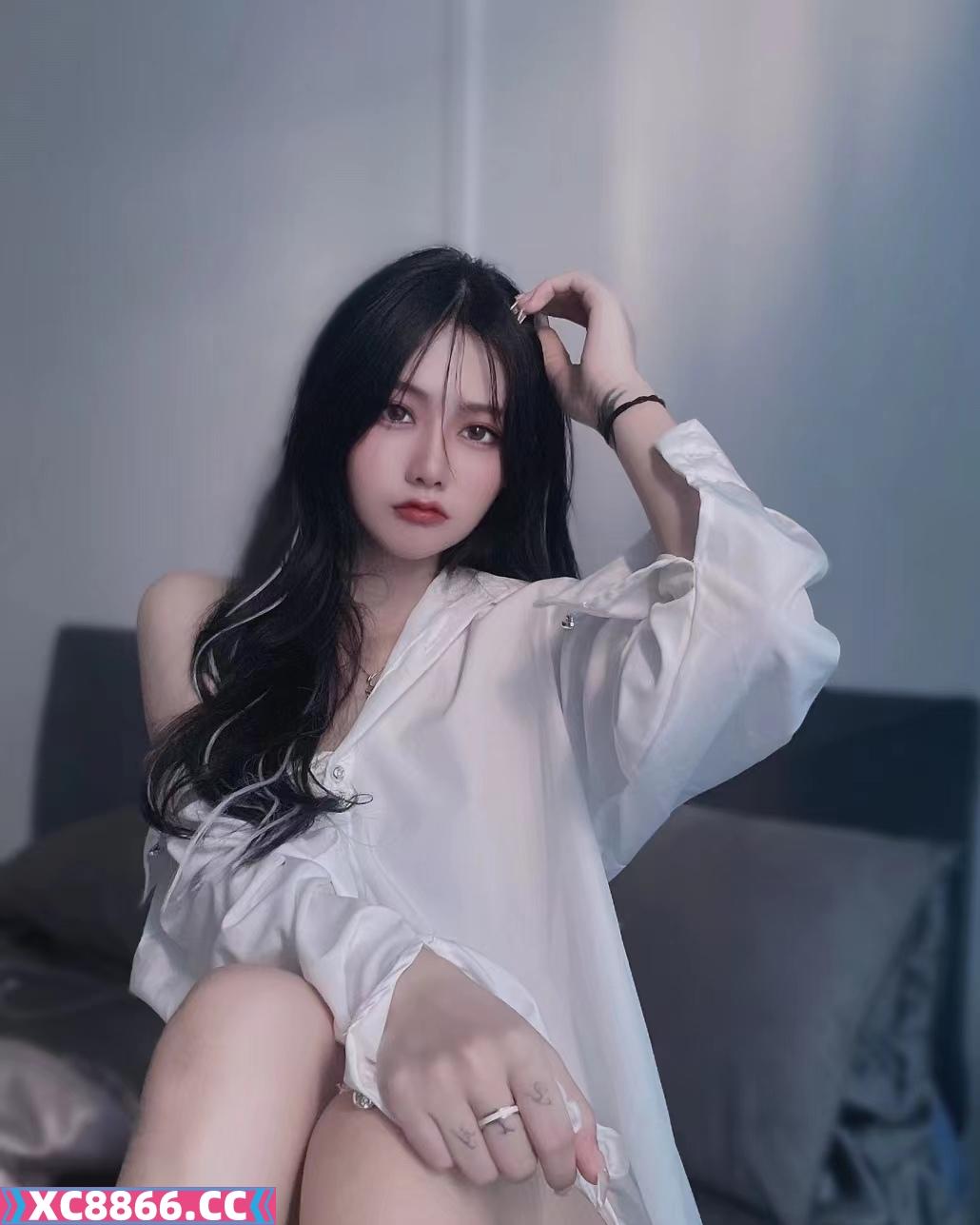 体验大胸性感mm
