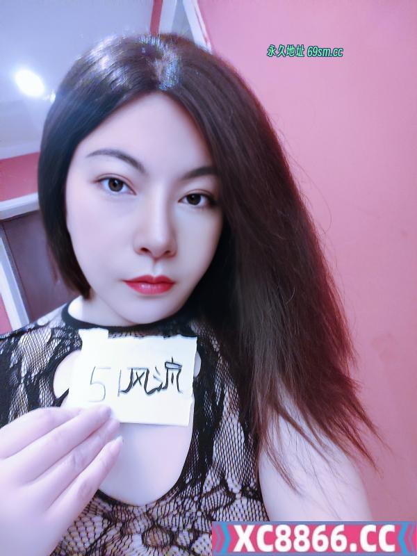 高跟黑丝女王