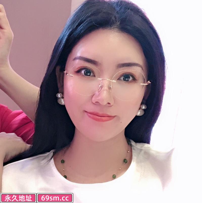 客村丰满白皙气质少妇
