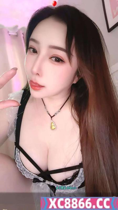丰满的知性熟女