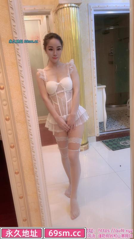 上城新风瑜伽教练