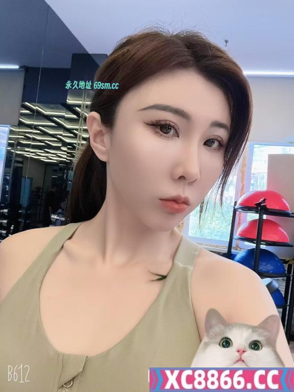 爱健身的美少妇