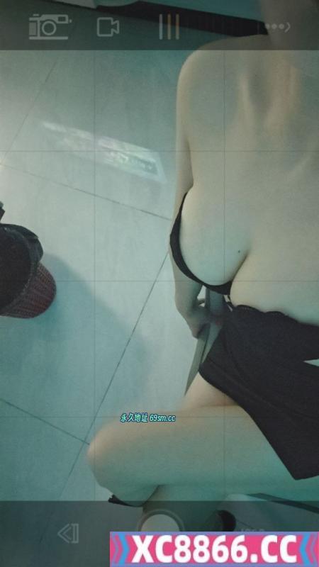 高个东北大奶小姐姐