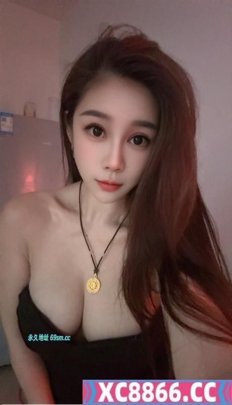 性感大奶美女