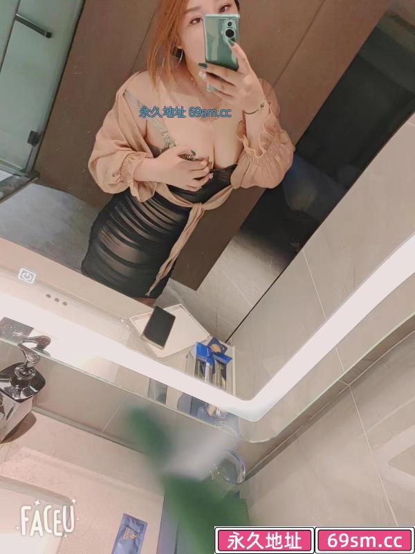 武汉大胸大屁股妞妞