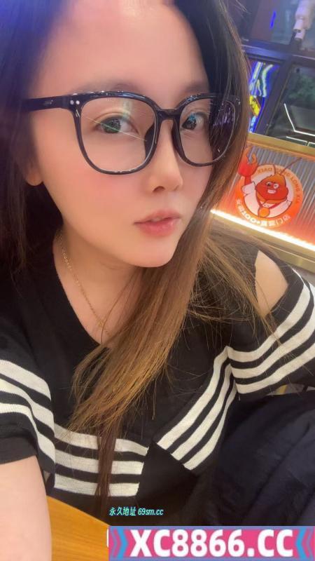 丰满少妇