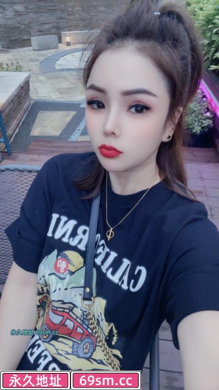 风骚服务兼备小姐姐