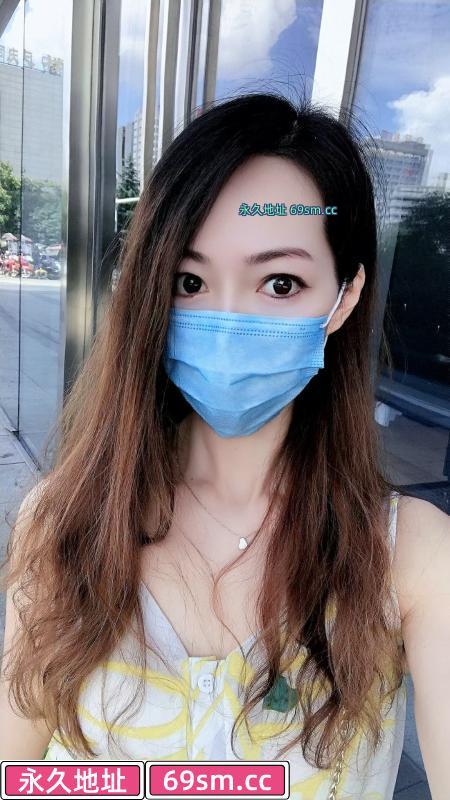 自创抓龙根少妇