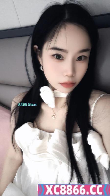 美甲小姐姐