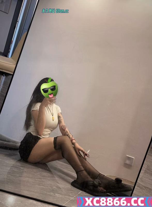 瑶海年轻小美女