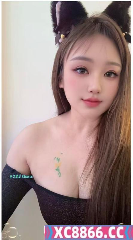 肤白貌美小甜甜